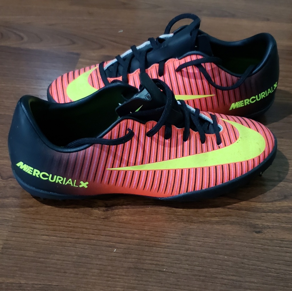 Kids Nike Mercurial Indoor Soccer Cleats